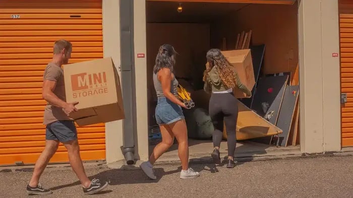 Mini Mal Self Storage