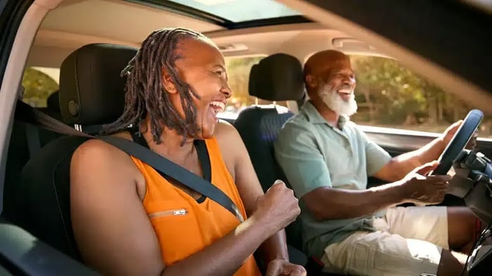 A couple leaving on a roadtrip